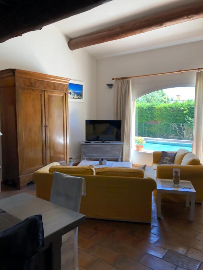 Villa dans le LUBERON à 2 km de LOURMARIN Lauris Exterior foto