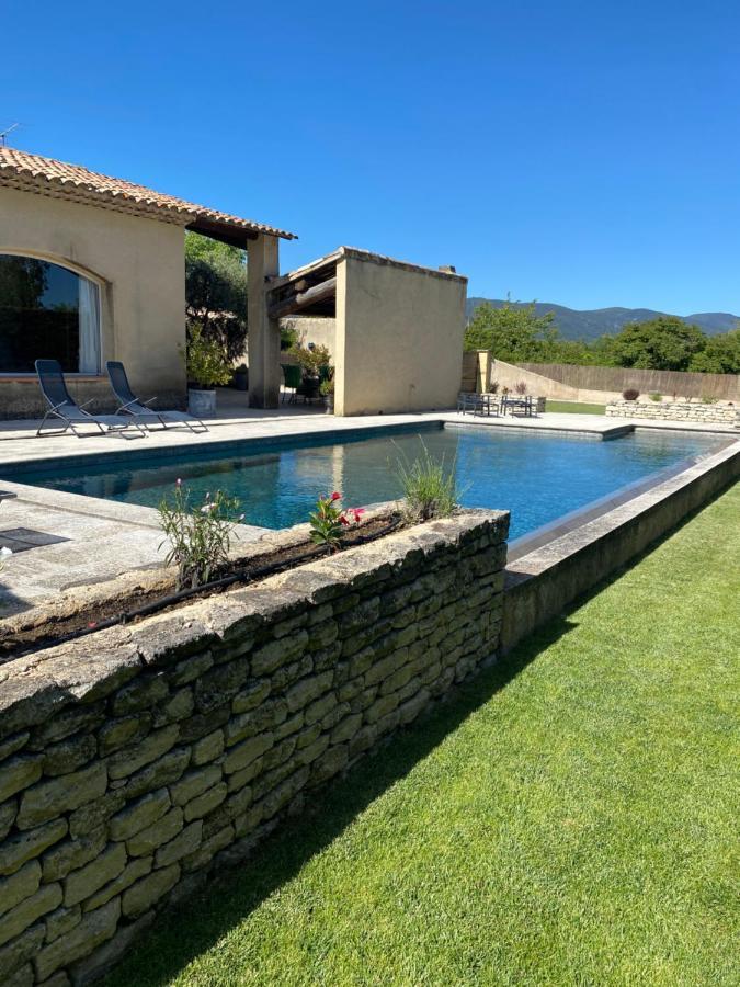 Villa dans le LUBERON à 2 km de LOURMARIN Lauris Exterior foto