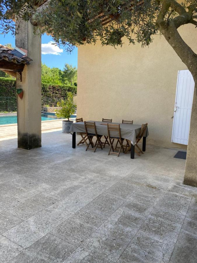 Villa dans le LUBERON à 2 km de LOURMARIN Lauris Exterior foto